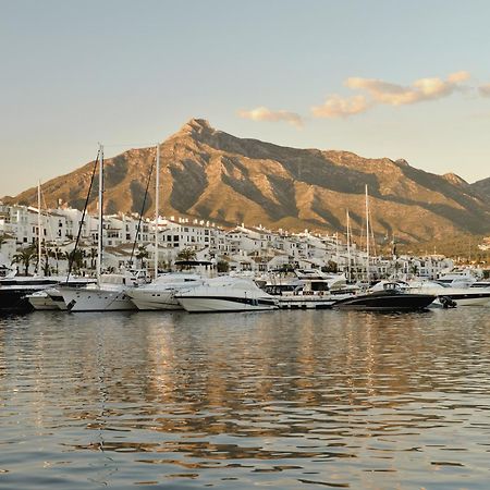 Vacation Marbella I Marina De Banus Beach Retreat, Next To Marina And Shops, 24-7 Security Apartment Bagian luar foto